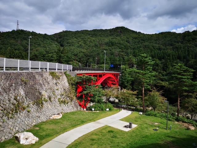 新潟胎内観光樽が橋の遊園画像